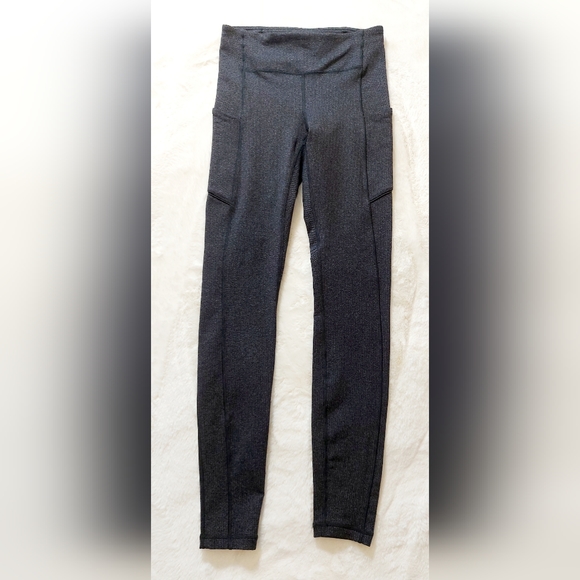 Lululemon ~Speed Up Tight 28", Size 4. - Picture 10 of 15
